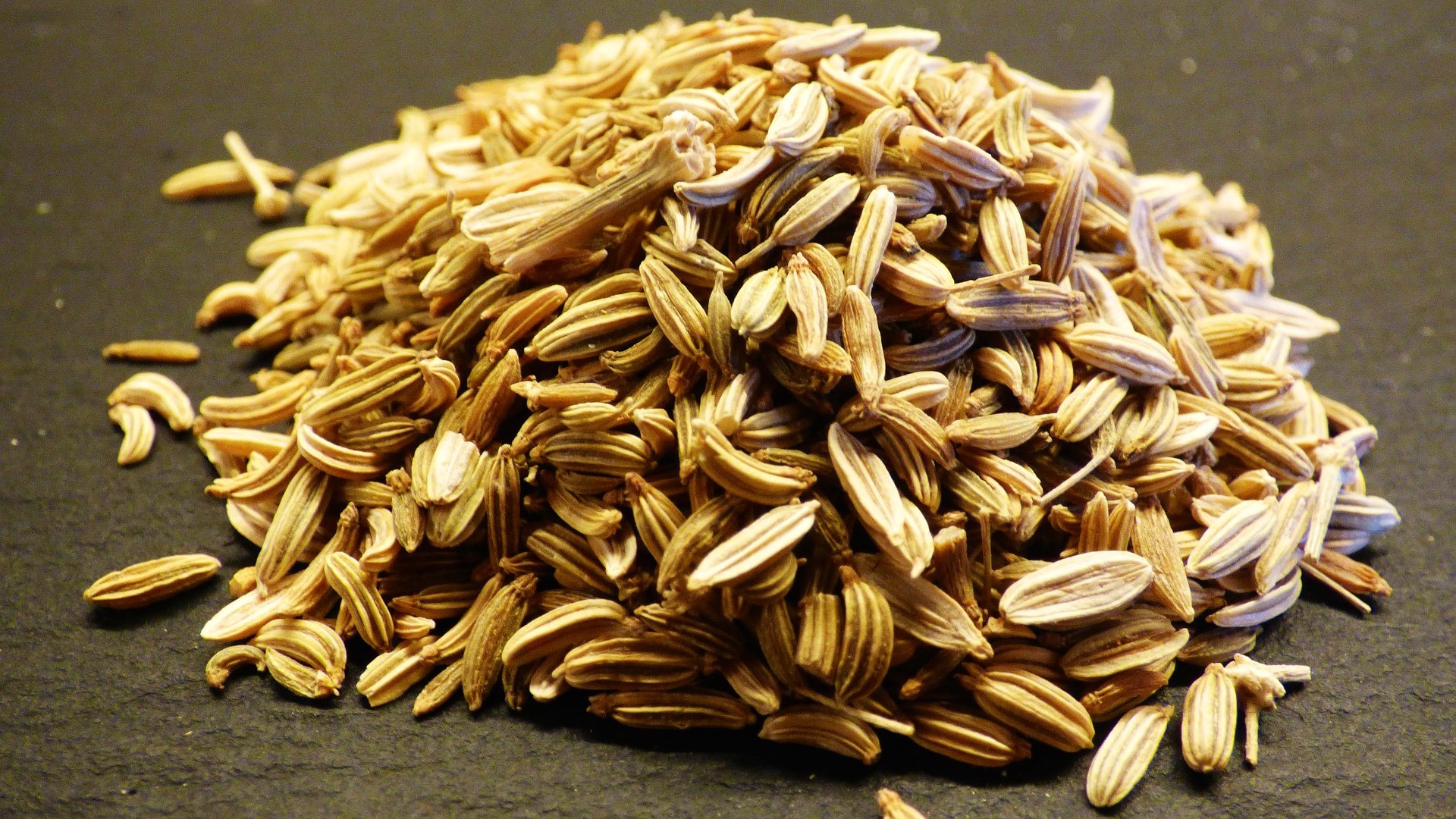 10. Fennel Seeds to Improve Athletic Performance