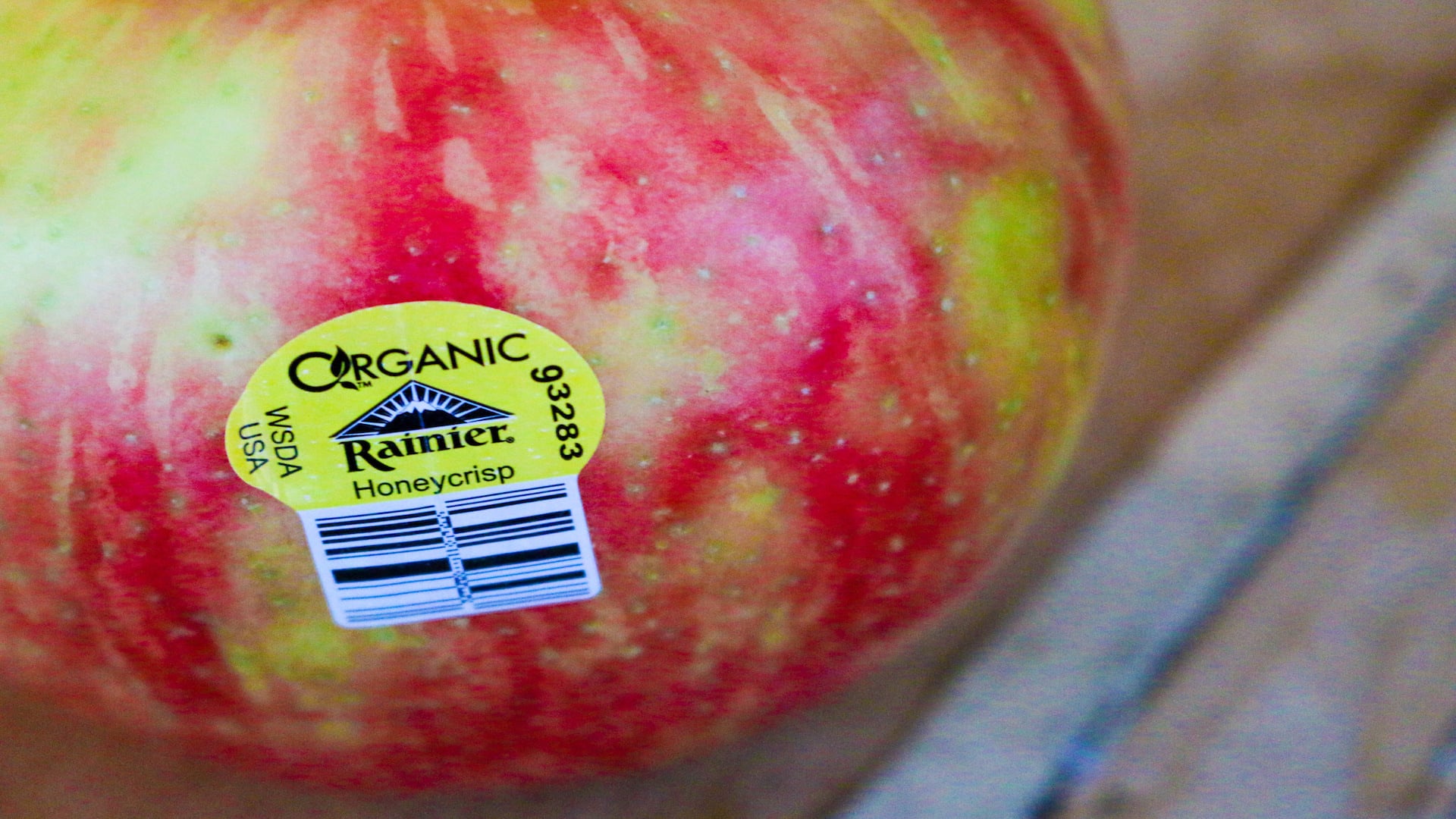 Amazing Benefits of Organic Apple