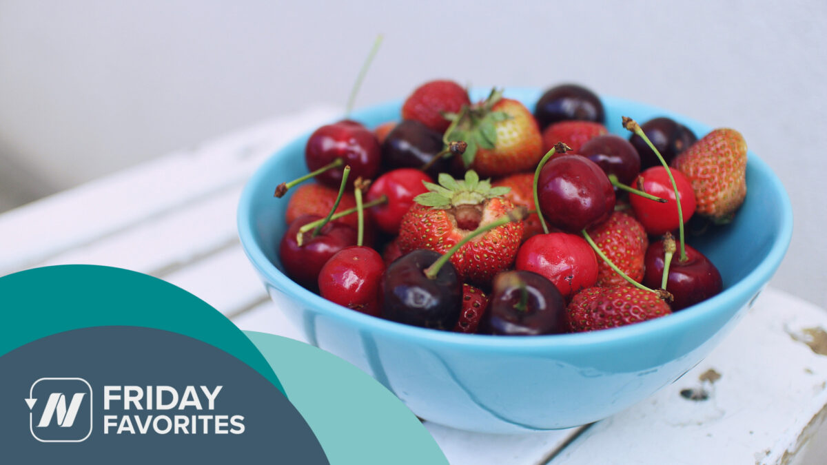 bowl of mixed berries