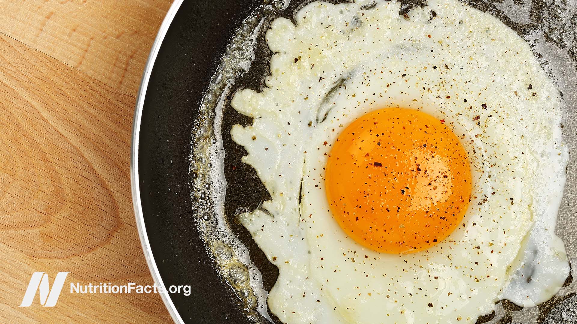 Fried egg on a skillet