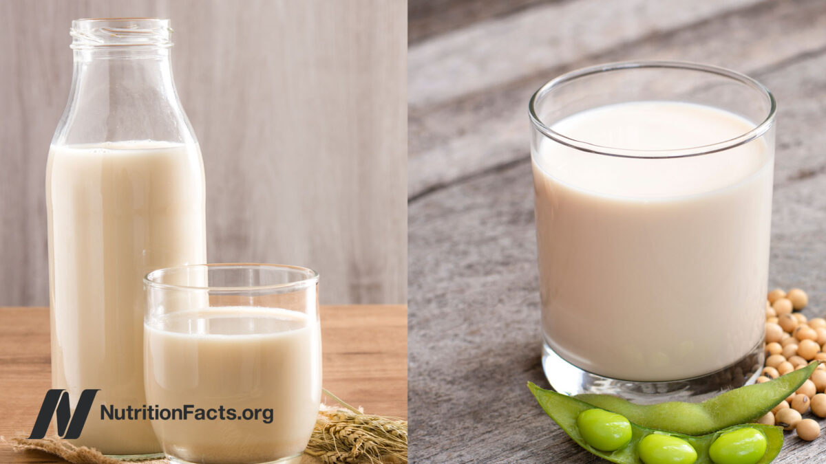 Oat milk and soy milk in glasses